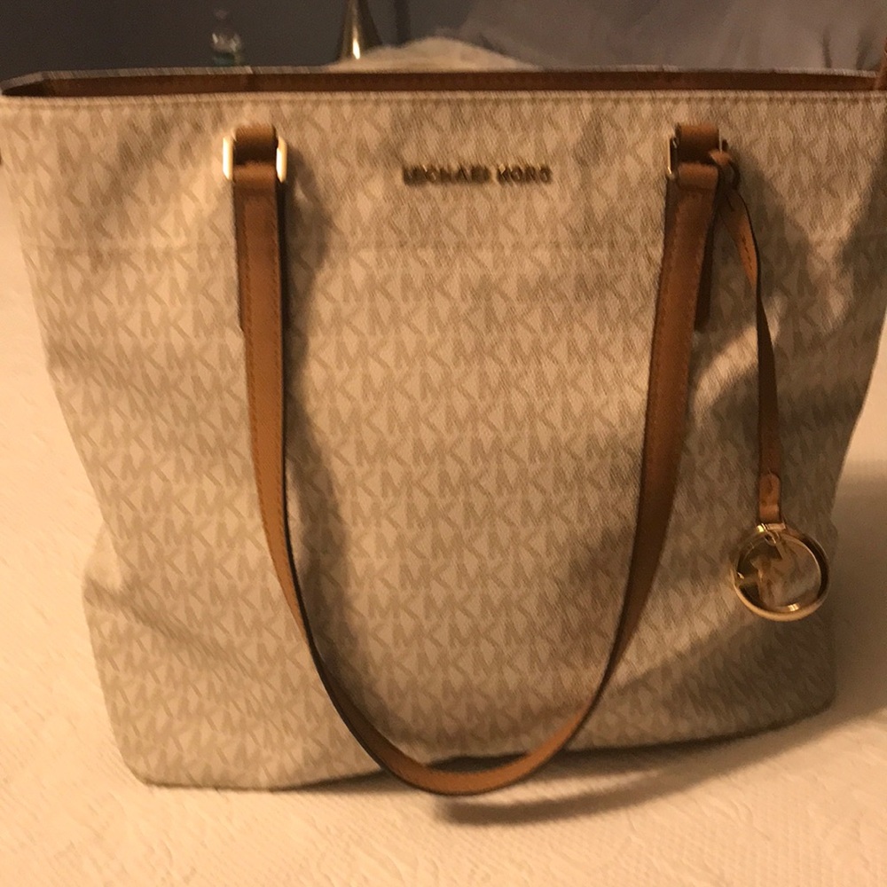 Michael Kors tote